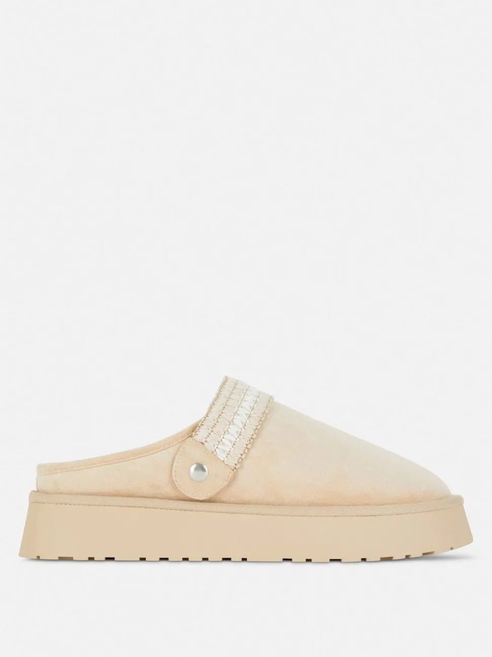 Kapcie typu chodaki z podszewką