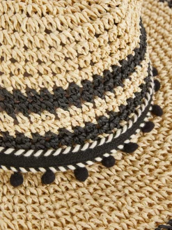 Kapelusz panama z pomponami