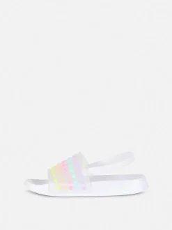 Klapki z motywem serca w paski