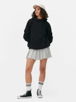 Klasyczna wkładana przez głowę bluza z kapturem