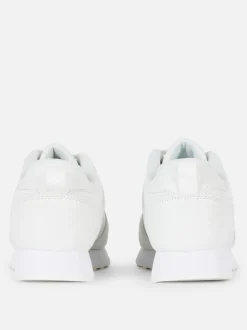 Klasyczne buty sportowe