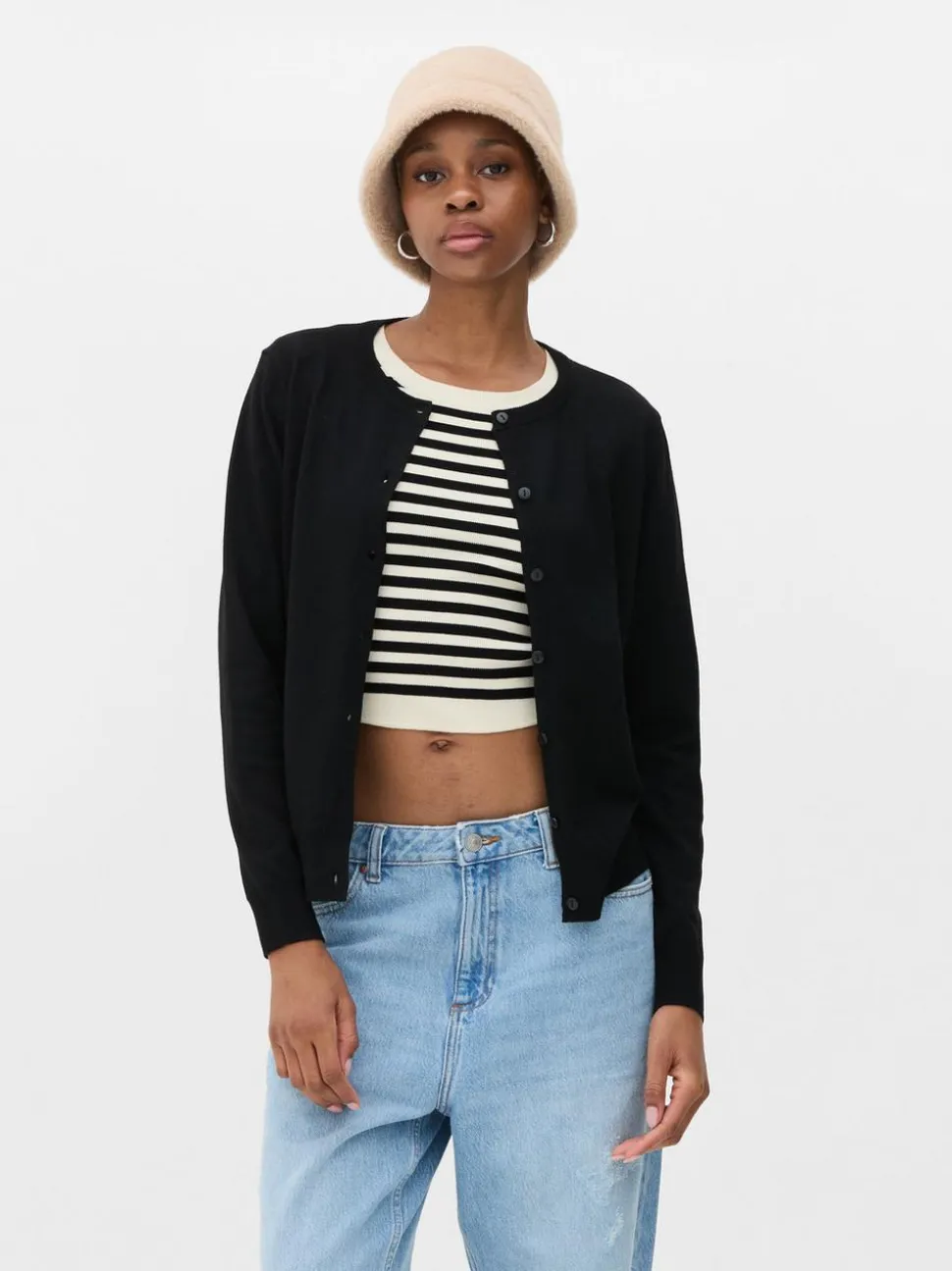 Klasyczny sweter rozpinany z okrągłym dekoltem