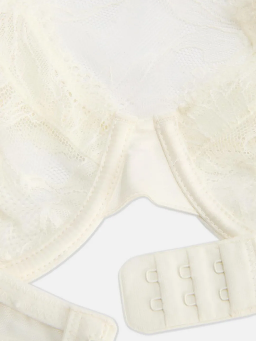 Komplet nieusztywnianej bielizny koronkowej