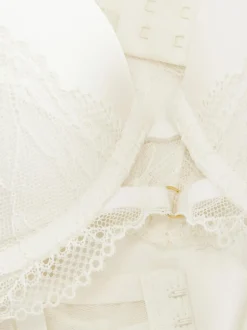 Komplet satynowej bielizny Maximise z koronką