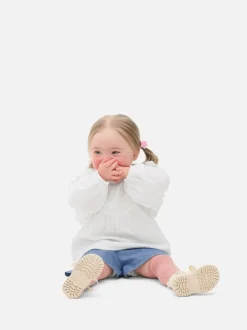 Komplet z bluzką z długim rękawem i szortami