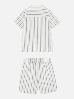 Komplet z dzianinową koszulą na guziki i szortami