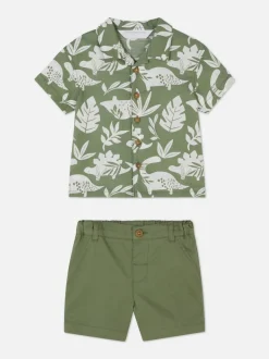 Komplet z koszulą z nadrukiem i szortami