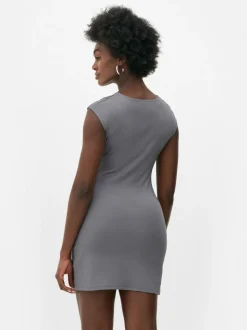 Kopertowa sukienka mini