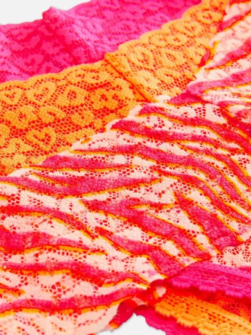 Koronkowe stringi bandeau, 3 pary