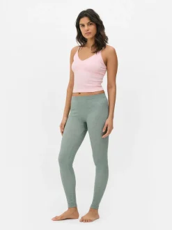 Krótka ażurowa koszulka na ramiączkach do spania