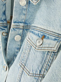 Krótka kurtka jeansowa