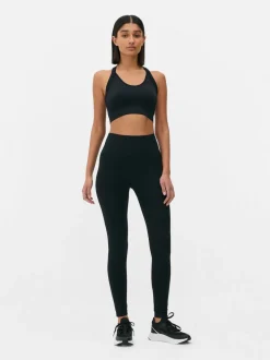 Krótki bezszwowy top na siłownię