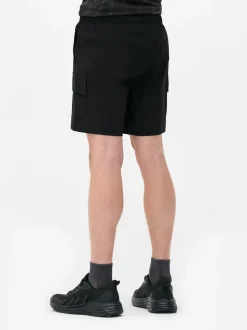 Krótkie bojówki sportowe