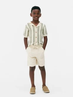 Krótkie chinosy ściągane sznurkiem