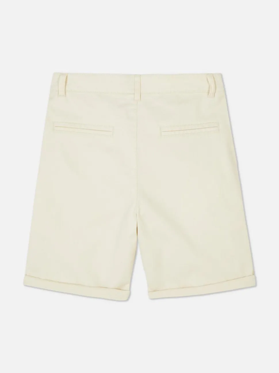 Krótkie chinosy z wywiniętą nogawką