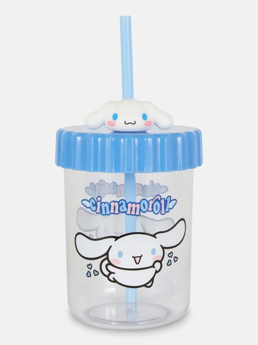 Kubek ze słomką z motywem Cinnamorolla z Hello Kitty