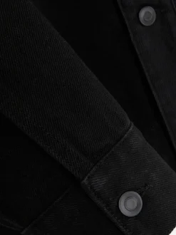 Kurtka jeansowa typu trucker