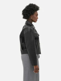 Kurtka typu trucker ze sztucznej skóry