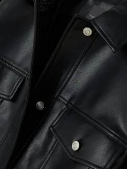 Kurtka typu trucker ze sztucznej skóry