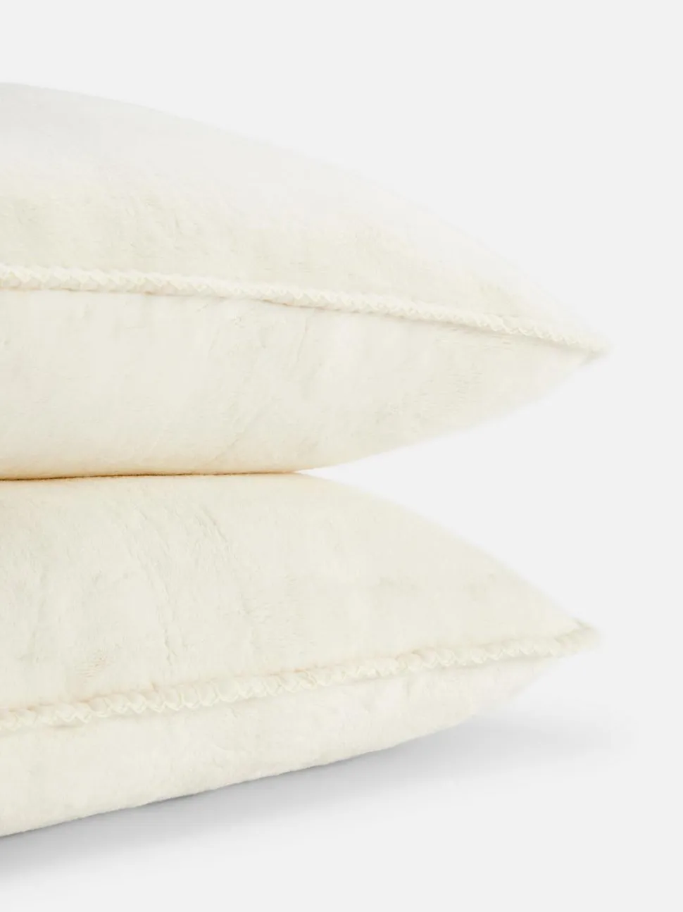 Kwadratowe poduszki ze ściegiem na okrętkę, 2 szt.