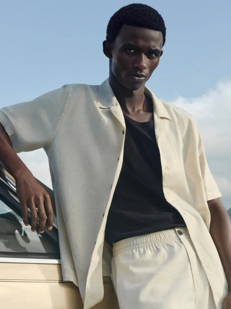 Lniany T-shirt z krótkim rękawem, część zestawu