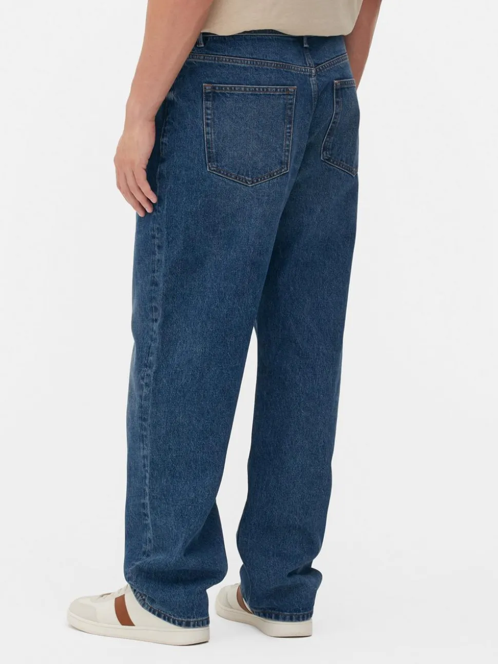 Luźne jeansy