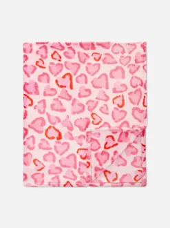 Mała narzuta w serduszka