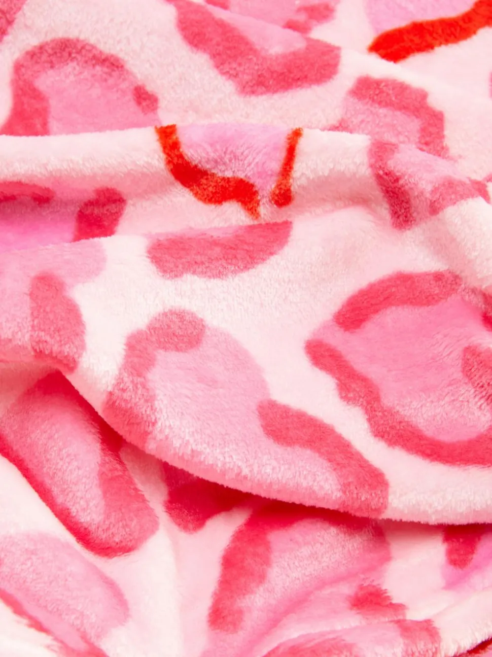 Mała narzuta w serduszka