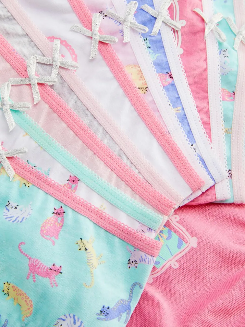 Majtki w urocze kotki, 10 par