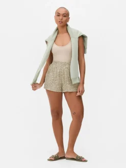 Marszczone szorty z nadrukiem