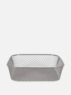 Mały koszyk z drucianej siatki