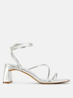 Metaliczne sandały na obcasie klockowym