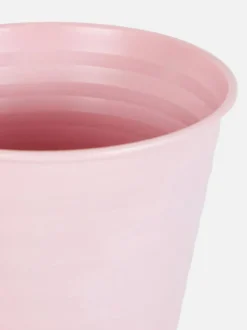 Metalowa doniczka do zawieszenia