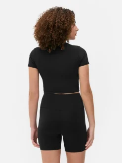 Miękki T-shirt o skróconym kroju