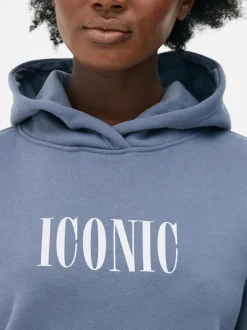 Nierozpinana bluza z kapturem i nadrukiem