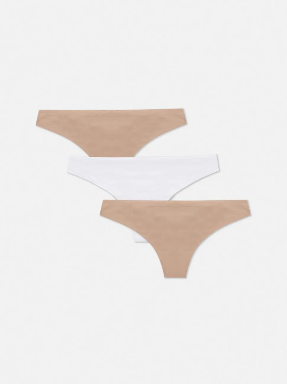 Niewidoczne stringi, 3 pary