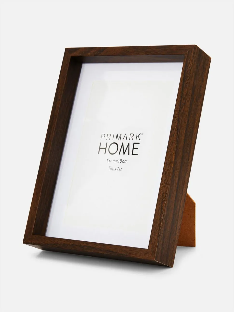 Niezbędna drewniana ramka na zdjęcia na stojaku