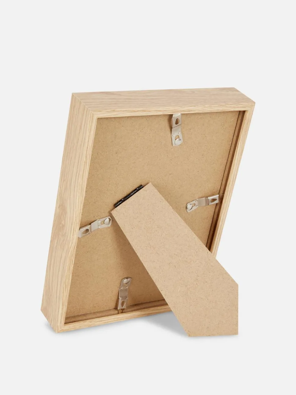 Niezbędna drewniana ramka na zdjęcia na stojaku