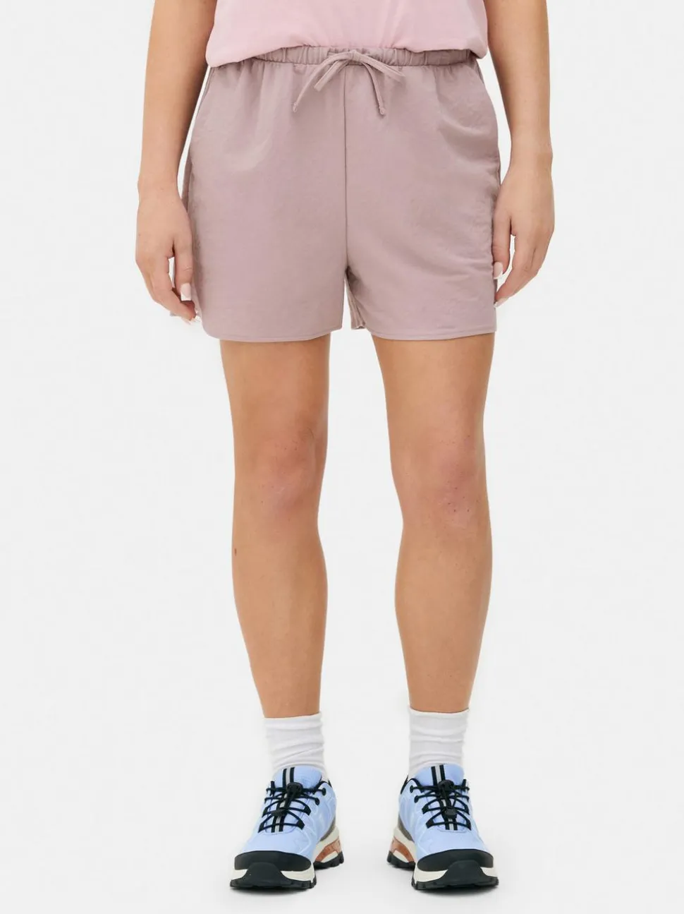 Niezbędne szorty ściągane sznurkiem