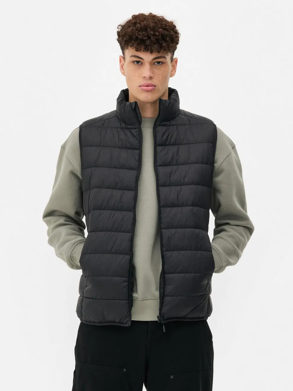 Niezbędny bezrękawnik puchowy