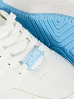 Niskie buty sportowe z motywem Sticha Disneya