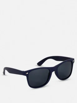 Okulary przeciwsłoneczne w kwadratowej oprawie