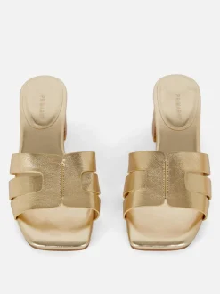 Pantofle mule na niskim obcasie klockowym