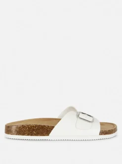 Płaskie sandały z pojedynczym paskiem