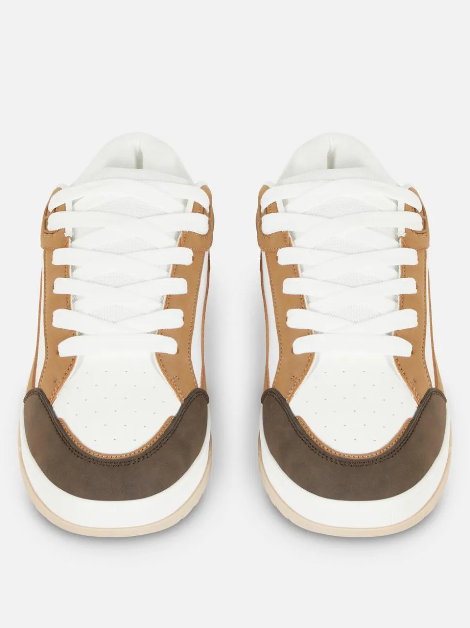 Płócienne buty sportowe z niską cholewką