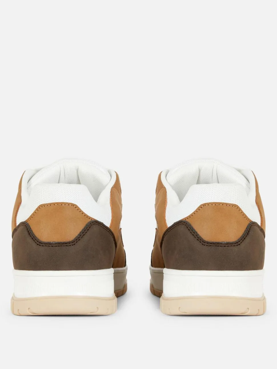 Płócienne buty sportowe z niską cholewką