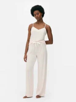 Piżama z górą na ramiączkach i długimi spodniami