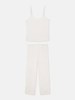 Piżama z górą na ramiączkach i długimi spodniami