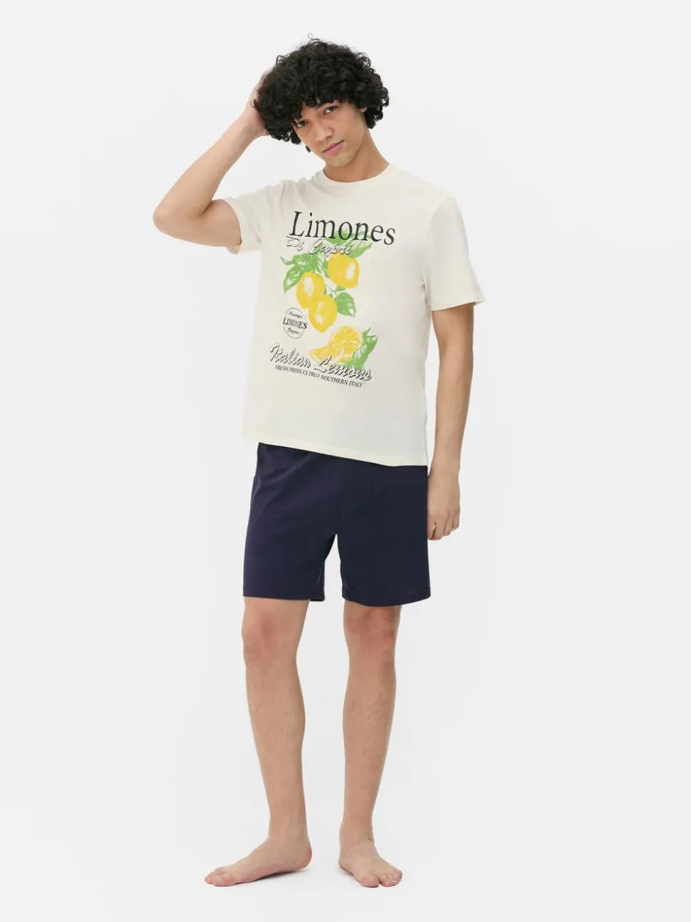 Piżama z szortami i nadrukiem z motywem cytryn