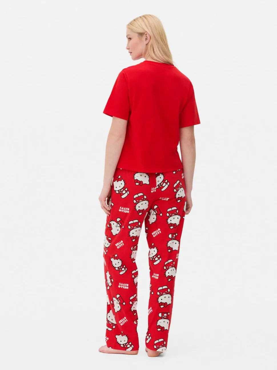 Piżama z T-shirtem i spodniami dresowymi Hello Kitty